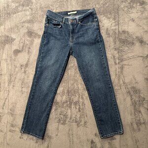 Levi’s Women’s Classic Straight Jeans Size 4 (28x26) Blue Stretch Denim Mid Rise